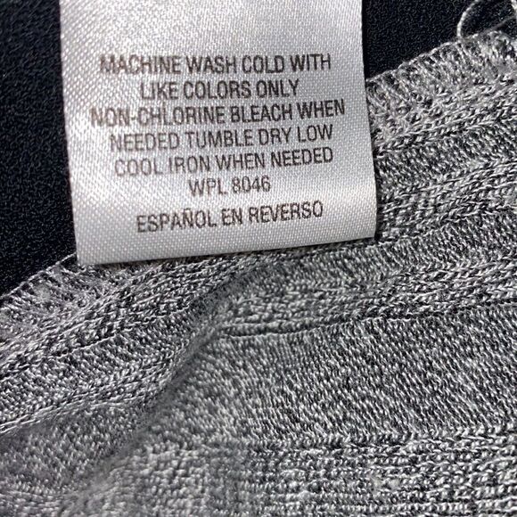 BAR III Asymmetrical Color Block Cap Sleeve Top-S - Picture 7 of 7